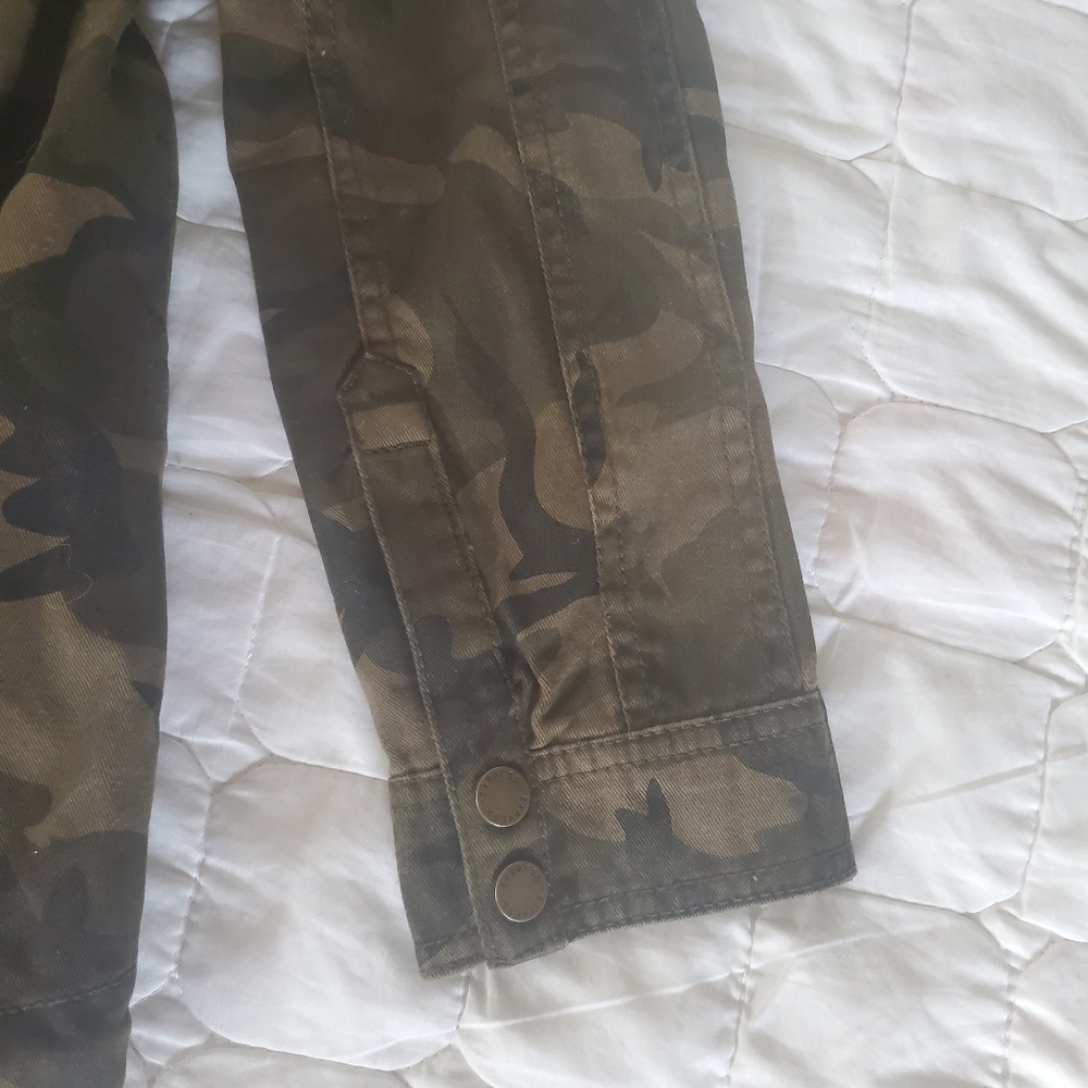 New express jacket - Picture 13 of 16